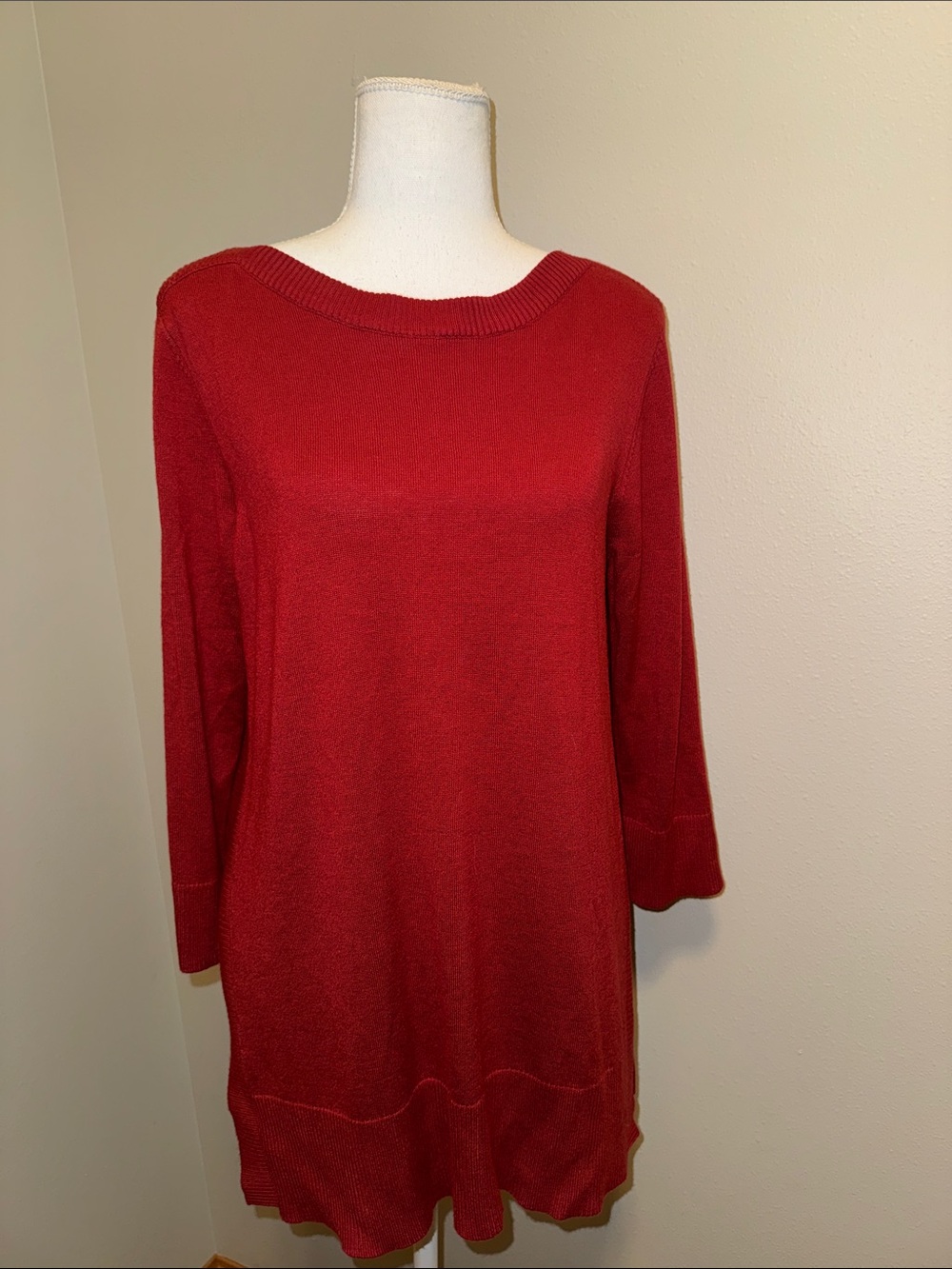 New Women’s Red Boatneck Knit Tunic Sweater - Large